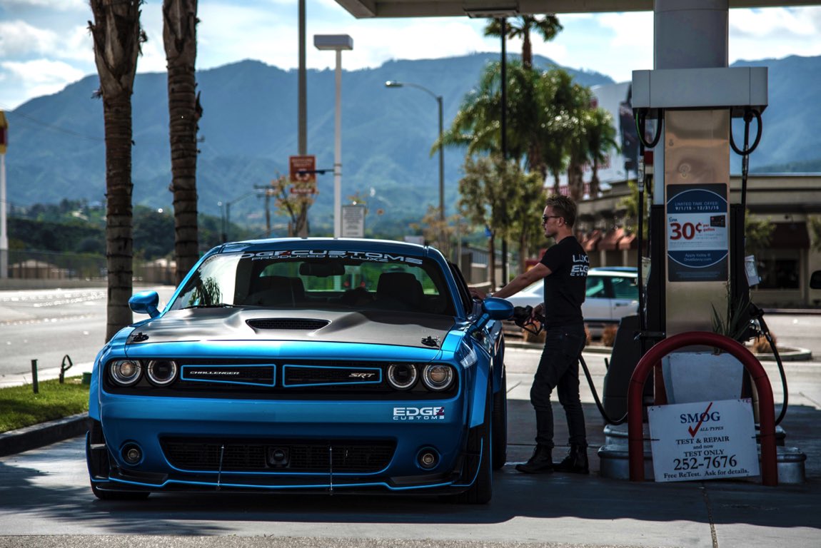 EDGE CUSTOMS Dodge Challenger R